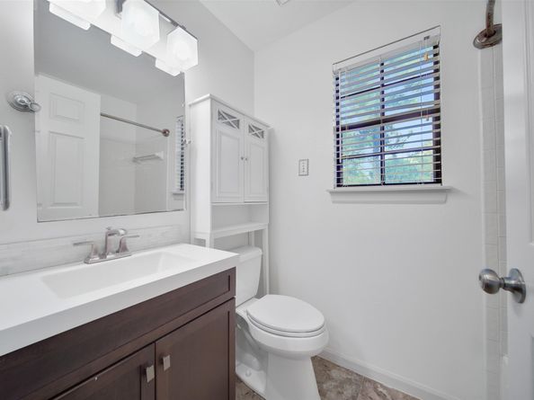 34 Village Knoll Place, The Woodlands TX 77381