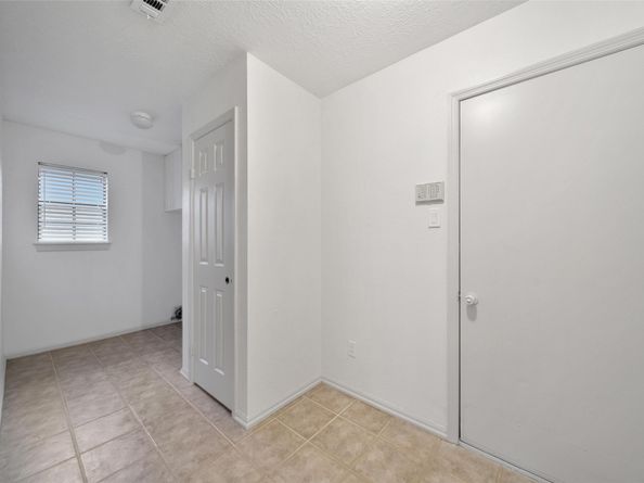 34 Village Knoll Place, The Woodlands TX 77381