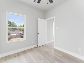 5420 Lynnfield Street A/B, Houston TX 77028