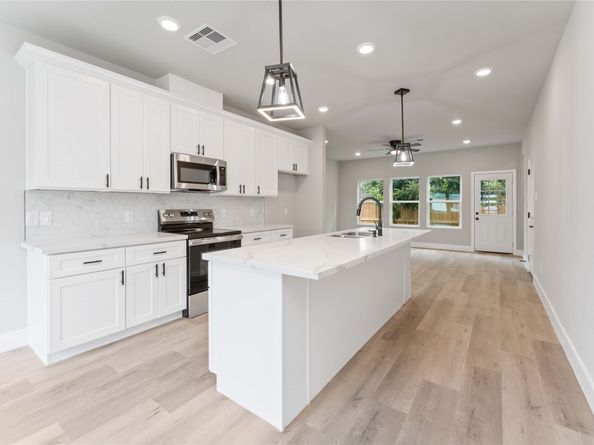 5420 Lynnfield Street A/B, Houston TX 77028