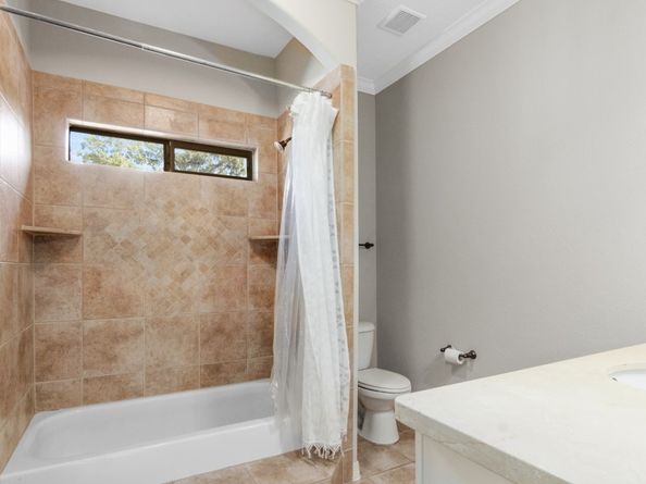 5511 Darnell Street, Houston TX 77096