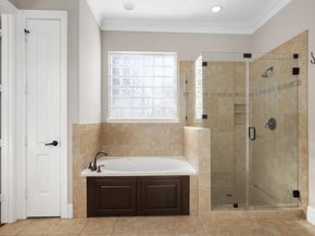 5511 Darnell Street, Houston TX 77096