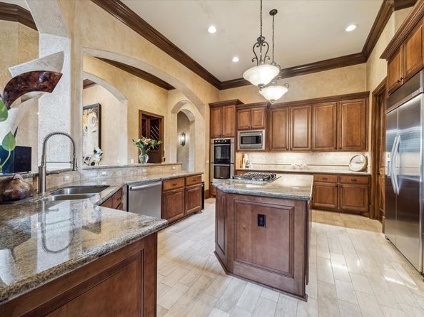 11726 Montmarte Boulevard, Houston TX 77082