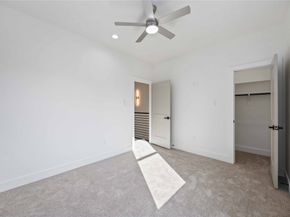 5222 Gold Street, Houston TX 77026