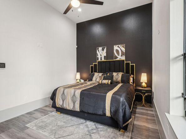 3512 Cobb Street, Houston TX 77004