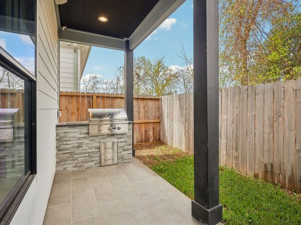 3512 Cobb Street, Houston TX 77004