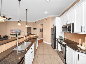 2203 Dorrington Street 400, Houston TX 77030