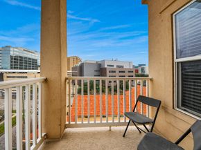 2203 Dorrington Street 400, Houston TX 77030