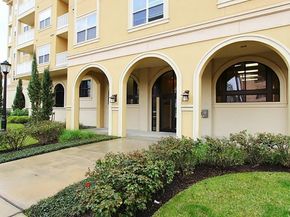 2203 Dorrington Street 400, Houston TX 77030