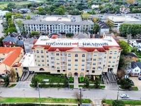 2203 Dorrington Street 400, Houston TX 77030