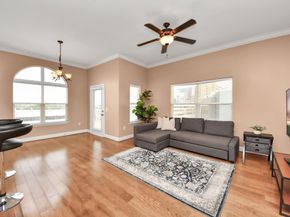 2203 Dorrington Street 400, Houston TX 77030