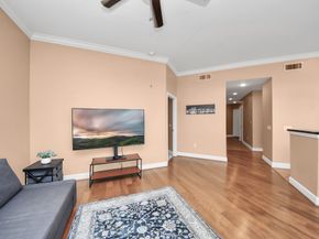 2203 Dorrington Street 400, Houston TX 77030