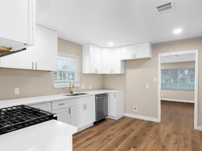 4717 Pickfair Street, Houston TX 77026