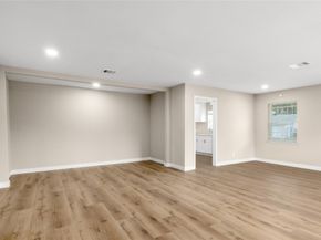 4717 Pickfair Street, Houston TX 77026