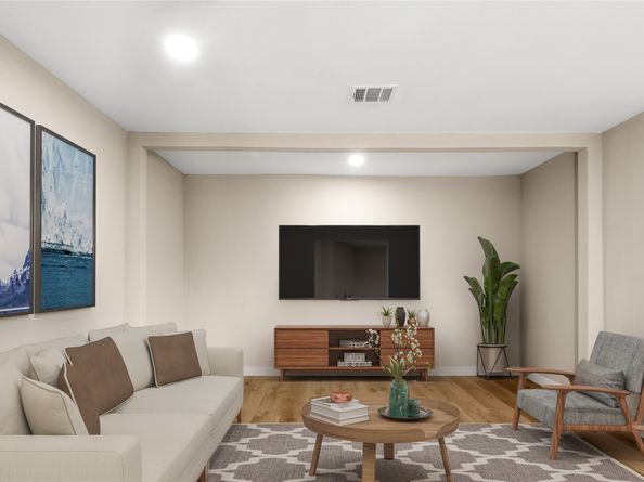 4717 Pickfair Street, Houston TX 77026