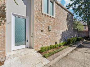 5 River Hollow Lane, Houston TX 77027