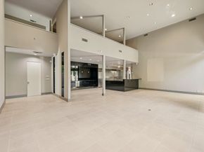 5 River Hollow Lane, Houston TX 77027