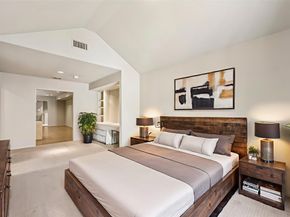 5 River Hollow Lane, Houston TX 77027