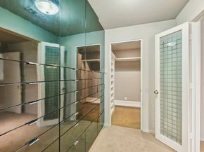 5 River Hollow Lane, Houston TX 77027