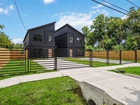 2407 Dolly Wright Street, Houston TX 77088