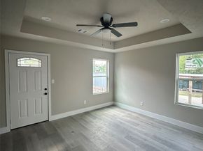 8512 Farqueson, Houston TX 77029