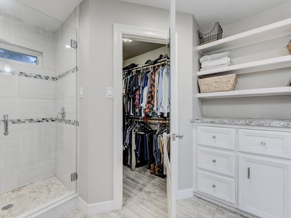 1711 S Kirkwood Road, Houston TX 77077