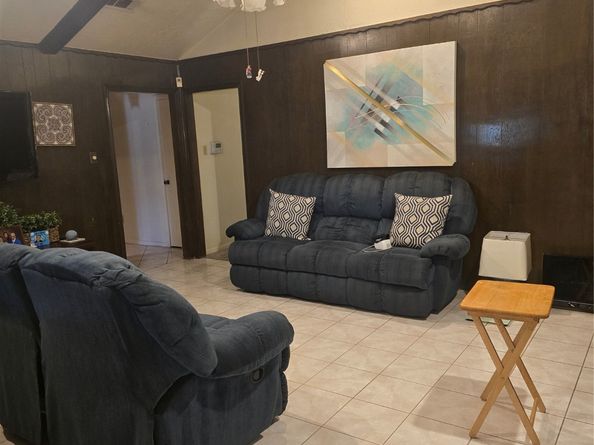 11831 Lone Shadow Trail, Houston TX 77050