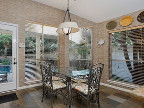 2 Taper Glow Place, The Woodlands TX 77381