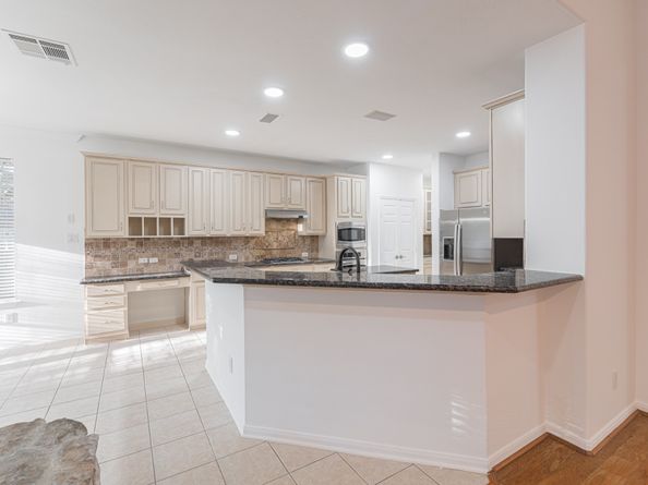 22 Westwinds Circle, The Woodlands TX 77382