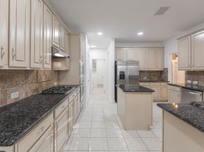 22 Westwinds Circle, The Woodlands TX 77382