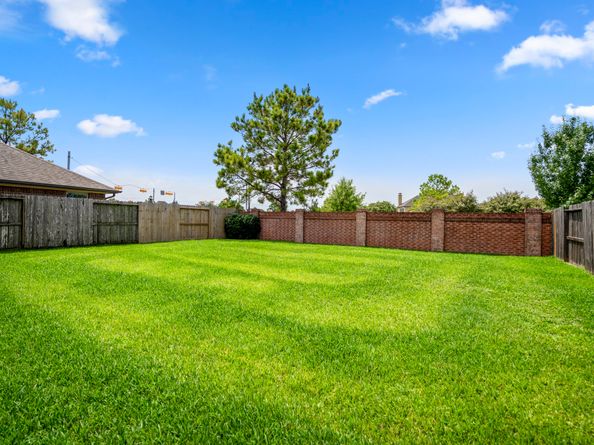 10111 Redgrove Falls Court, Cypress TX 77433