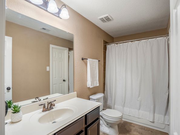 10111 Redgrove Falls Court, Cypress TX 77433