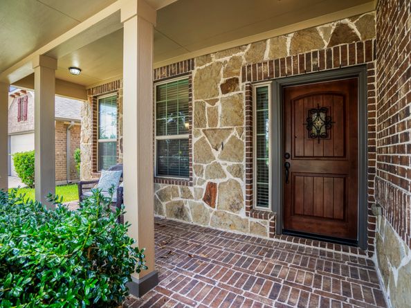 10111 Redgrove Falls Court, Cypress TX 77433