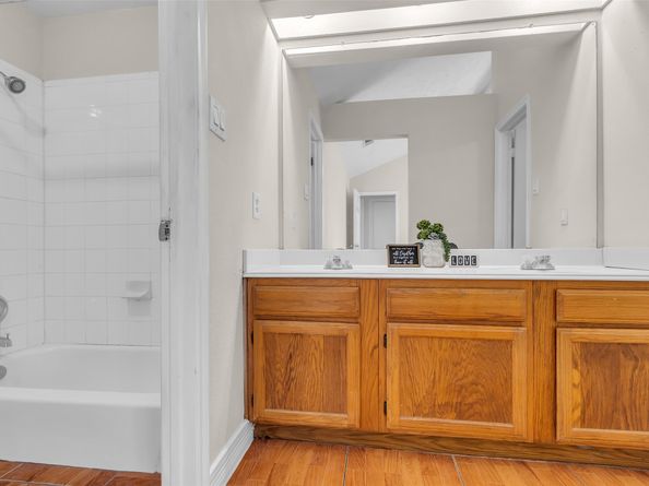 11838 Plumbrook Drive, Houston TX 77099