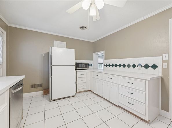 6647 Sylvan Road, Houston TX 77023