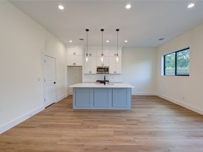 6123 Pacfific Forest Drive, Houston TX 77091