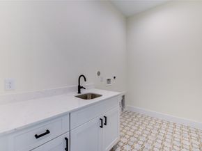 6123 Pacfific Forest Drive, Houston TX 77091