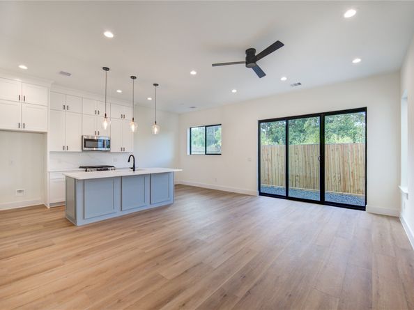 6123 Pacfific Forest Drive, Houston TX 77091