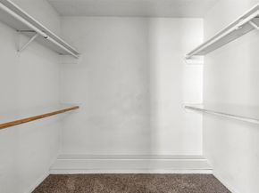 7700 creekbend dr 143, Houston TX 77071
