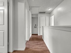 7700 creekbend dr 143, Houston TX 77071