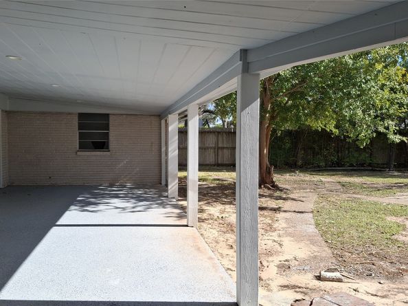 7807 Bellerive Dr Drive, Houston TX 77036