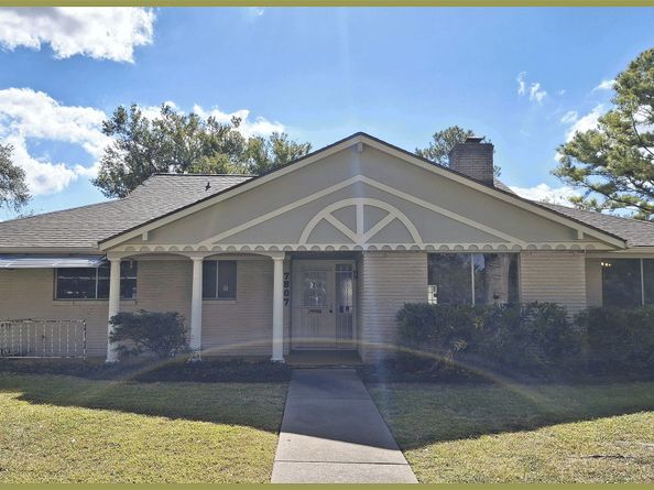 7807 Bellerive Dr Drive, Houston TX 77036