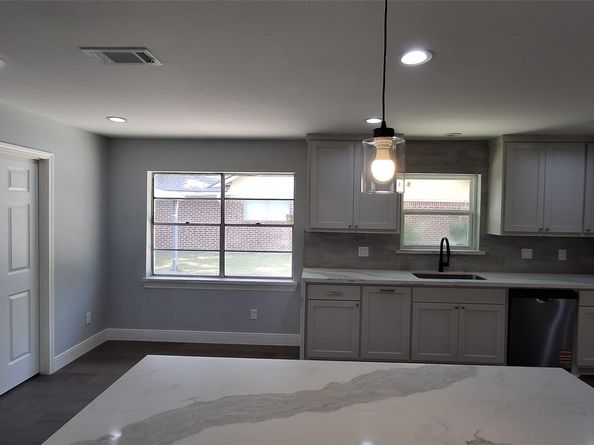 7807 Bellerive Dr Drive, Houston TX 77036