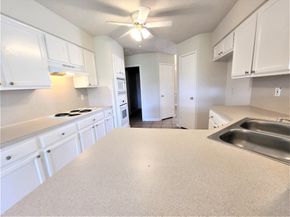 8622 Sunny Ridge Drive, Houston TX 77095