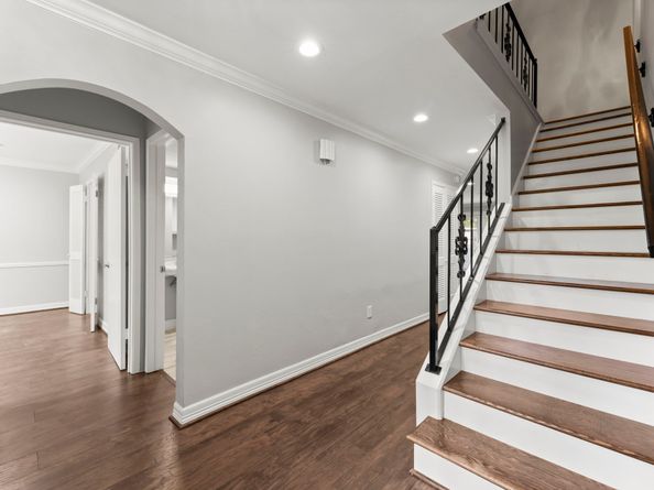 13346 Trail Hollow Drive 3346, Houston TX 77079