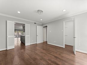 13346 Trail Hollow Drive 3346, Houston TX 77079