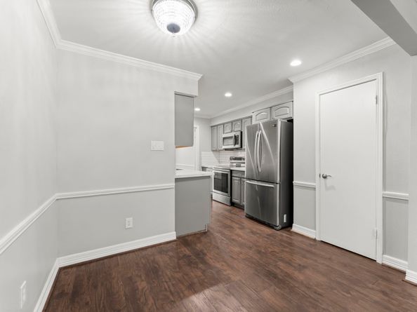 13346 Trail Hollow Drive 3346, Houston TX 77079