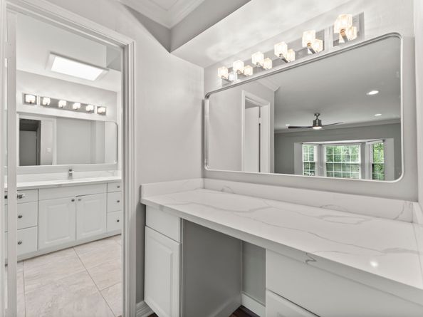 13346 Trail Hollow Drive 3346, Houston TX 77079