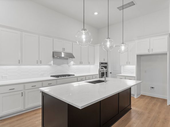 26915 Longwood Ledge Drive, Spring TX 77389