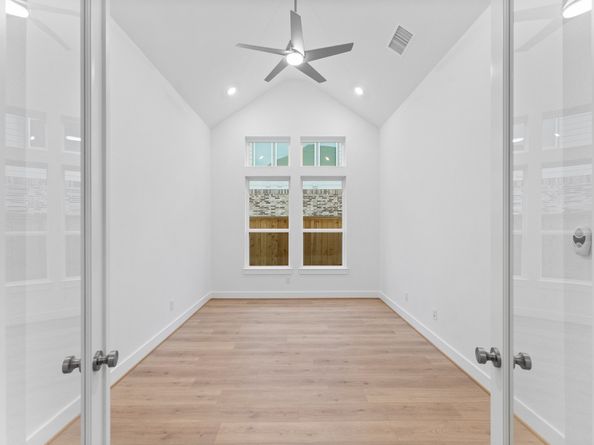 26915 Longwood Ledge Drive, Spring TX 77389